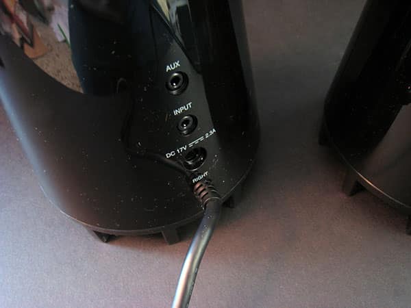 Sobre o Altec Lansing’s Expressionist Bass + Classic