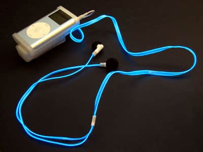 Первый взгляд: iFusion, iBeat, iTube, AB Sutton, MiniSync AV, Sharper Image и другие