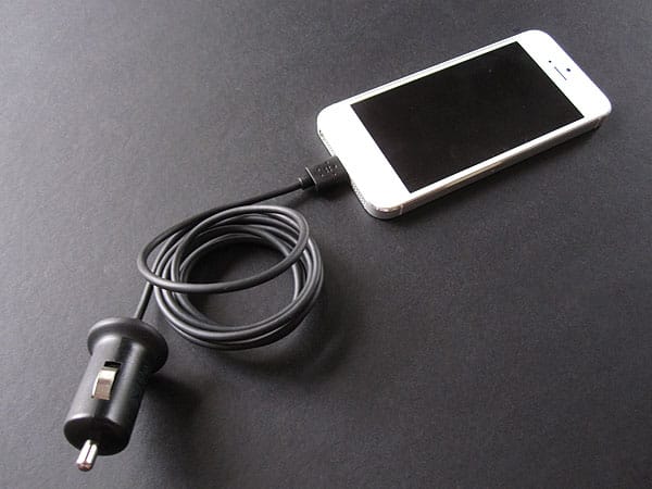 Recensione: Caricabatterie per auto Belkin con connettore Lightning