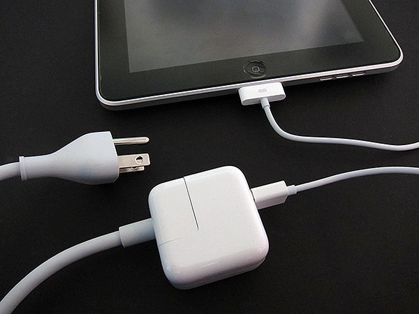 Revisão: Adaptador de Energia USB de 10W para iPad da Apple