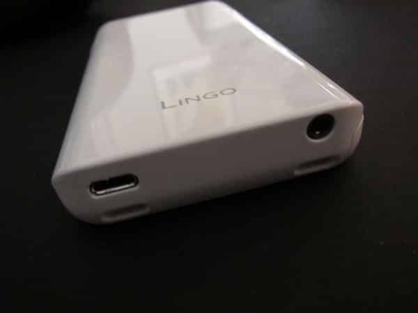 첫 번째 살펴보기: Lingo iRis 배터리 팩 + iPhone 4용 FM/DAB 수신기