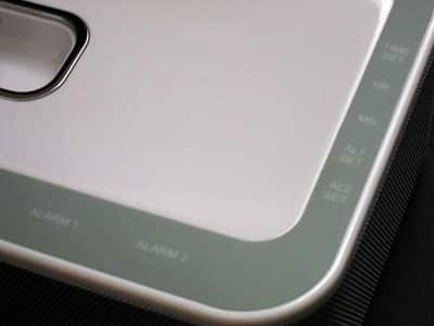 レビュー: Memorex iWake デュアルアラームクロック リモコン付き