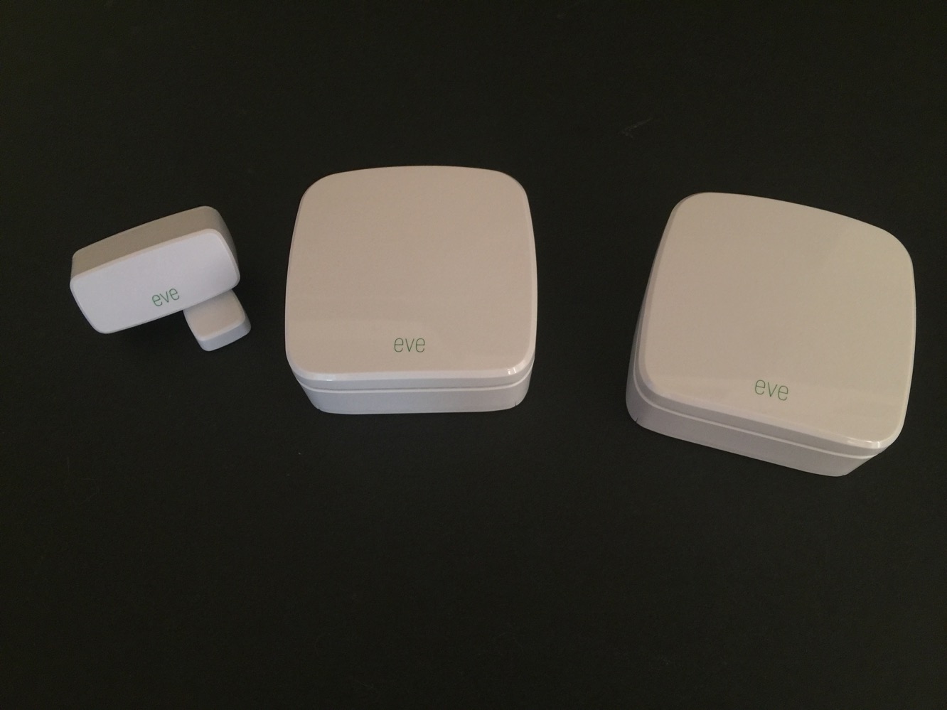 Recensione: Elgato Eve Room, Eve Weather + Eve Door & Window