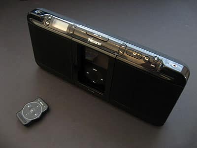 Обзор: Портативная колонка Memorex iTrek Mi3000 для iPod