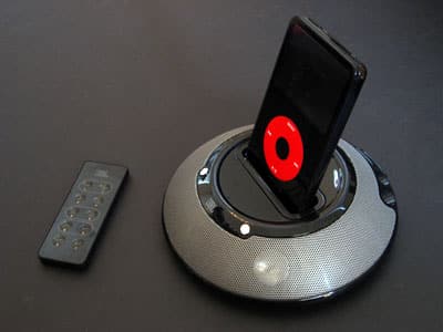 Recensione: JBL On Stage Micro Portable iPod Speaker Dock