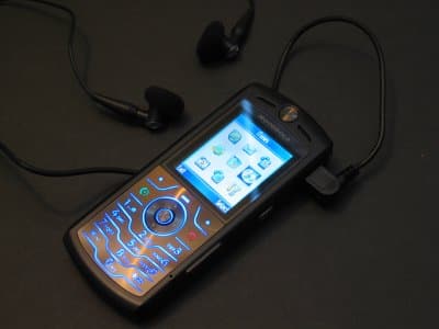 첫인상 스페셜: 모토로라 SLVR L7 아이튠즈 폰 (사진 포함)