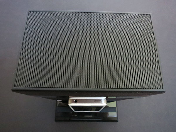 리뷰: Soundfreaq Sound Rise SFQ-05 무선 스피커 및 알람 시계