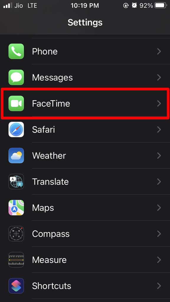 ouvrir les réglages FaceTime de l'iPhone