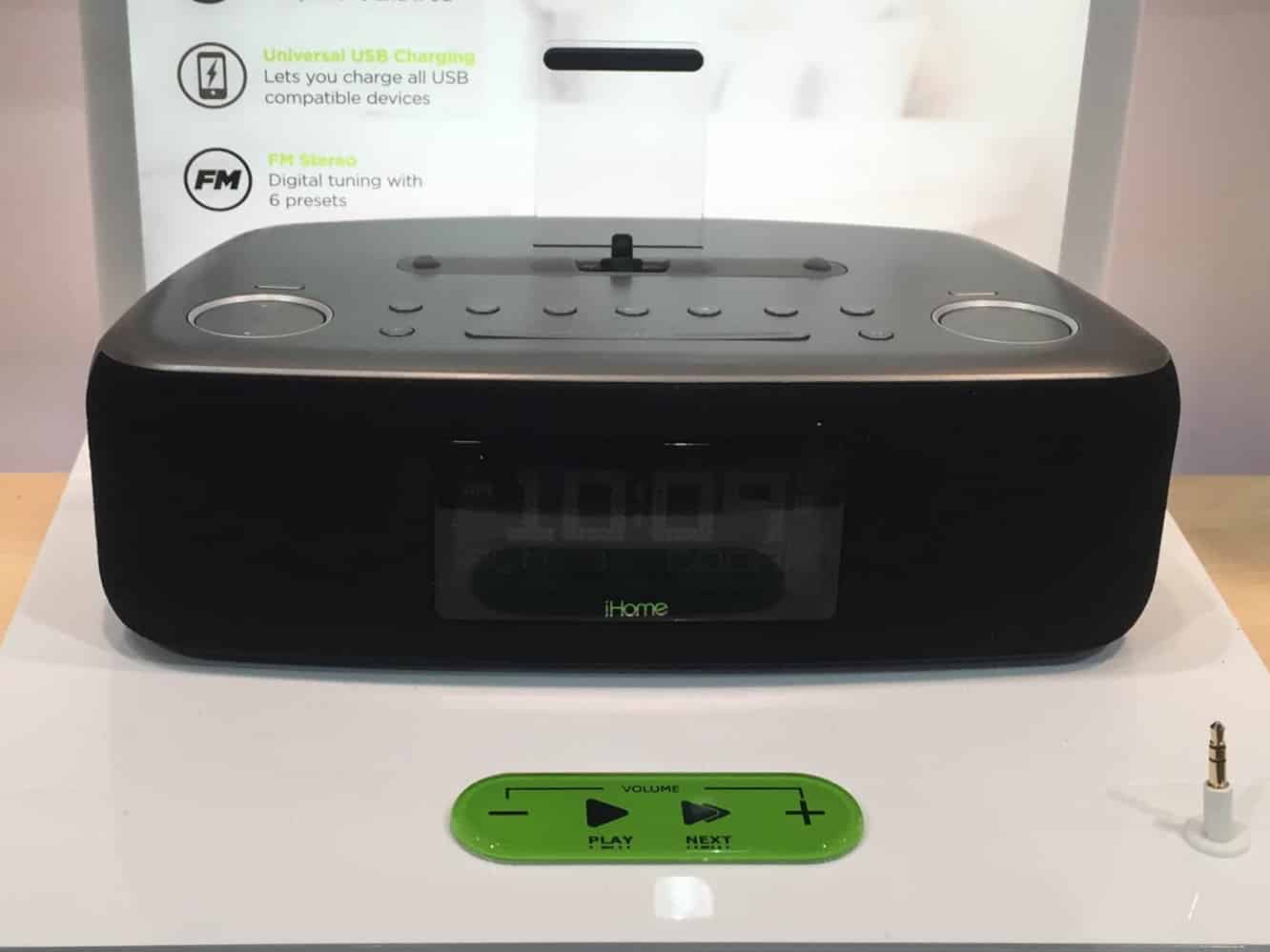 iHome svela il nuovo SmartPlug e altoparlanti al CES 2016