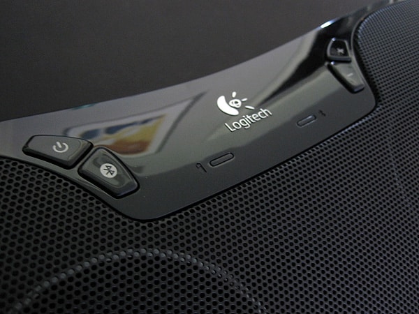 Recensione: Logitech Wireless Boombox per iPad, iPhone + iPod touch