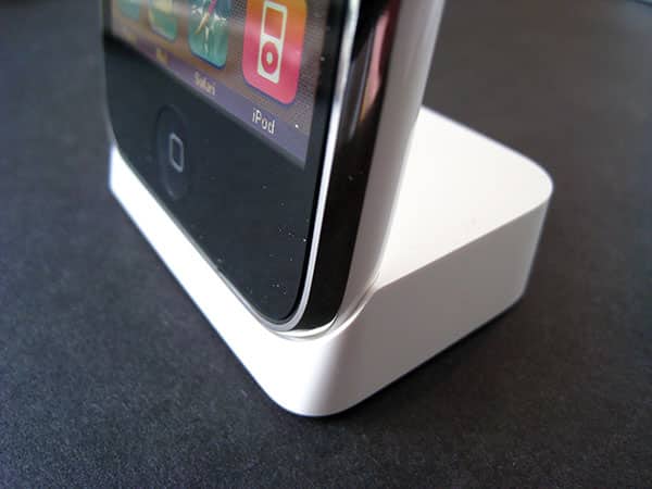 Обзор: Док-станция Apple iPhone 3G