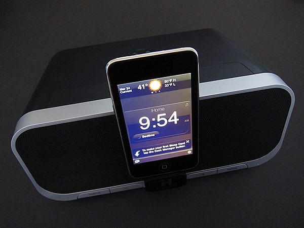 리뷰: iHome iA5 앱 향상 알람 시계 (iPod 및 iPhone용)