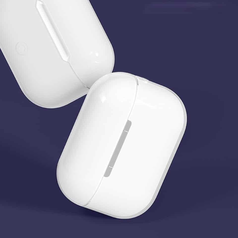 Questa è una custodia protettiva rigida trasparente per AirPods Pro.