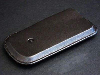 Critique : Étui de protection en cuir véritable Macally mSleeve pour iPhone