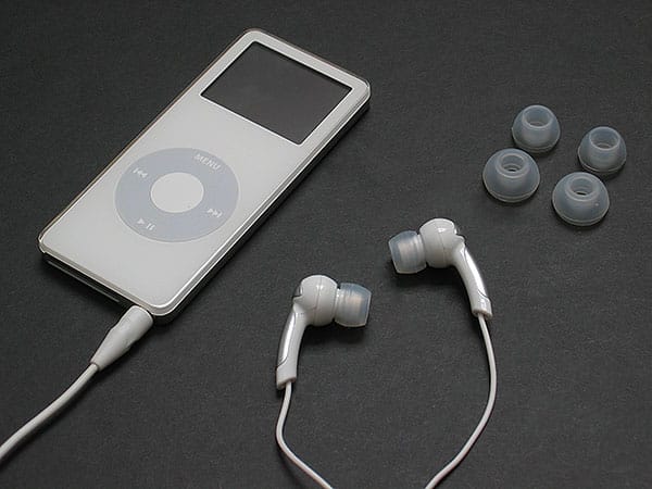 iDesign: Die Kunst der V-Moda Vibe Kopfhörer