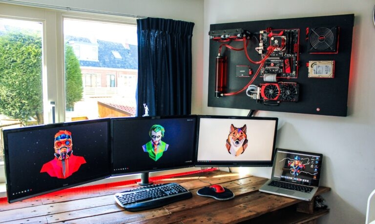 PC Montado en la Pared