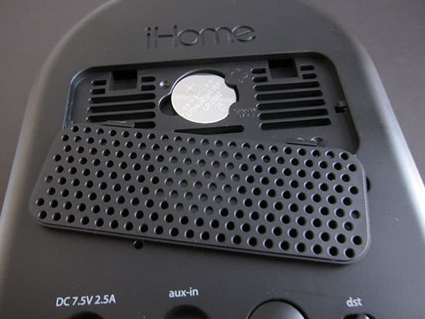 리뷰: iHome iA63 앱 강화 스테레오 알람 시계 라디오
