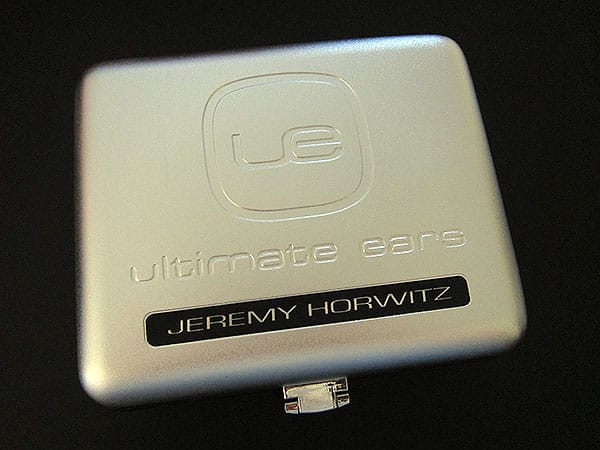 レビュー: Ultimate Ears UE 18 Pro カスタムモニター