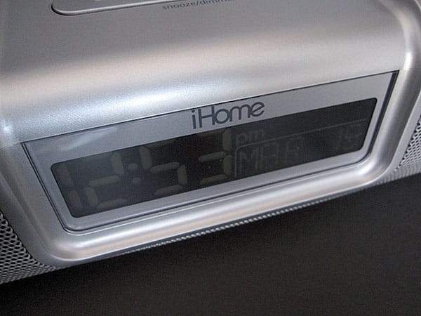 Recensione: iHome iP9 Orologio Sveglia Doppio per iPhone e iPod
