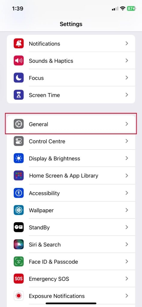 iPhone - 設定 - eSIMのEID番号