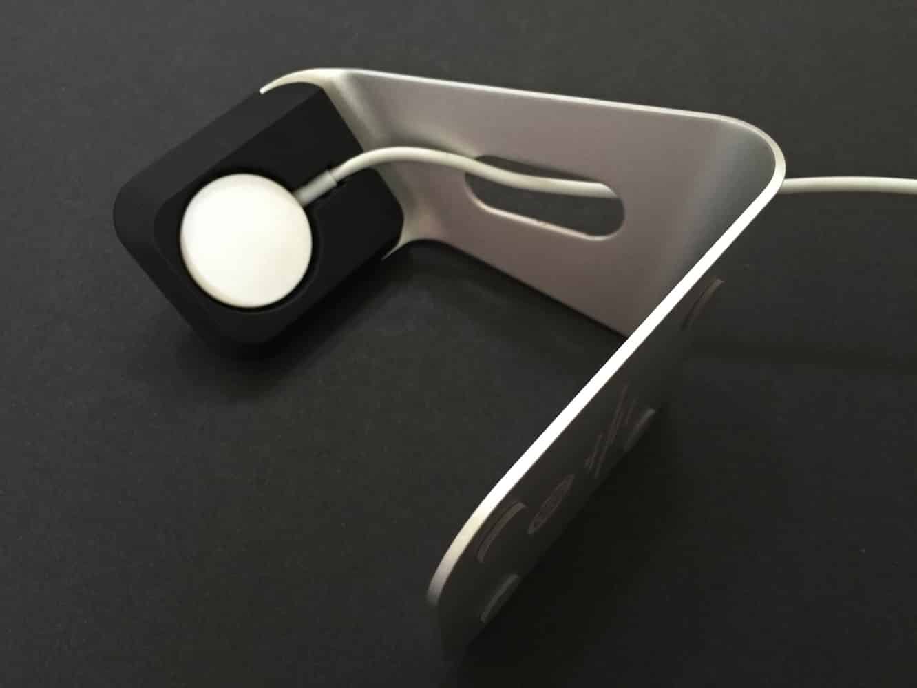 Recensione: Supporto per Apple Watch Spigen S330