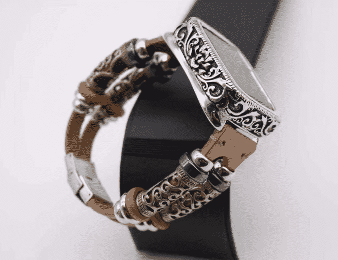 Esta es la Funda de Metal Premium para Apple Watch Series 5 de 44 mm y 40 mm.