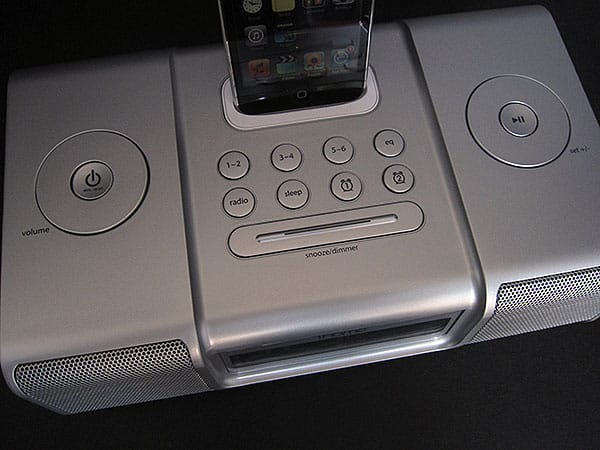 Recensione: iHome iP9 Orologio Sveglia Doppio per iPhone e iPod