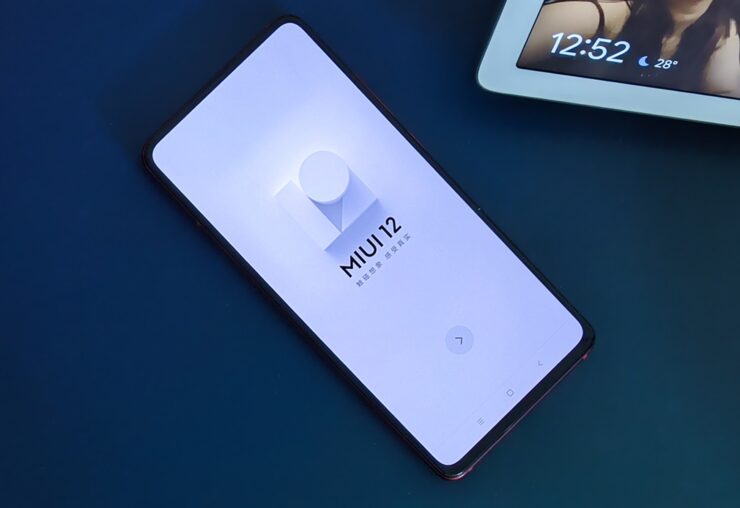 Xiaomi выпустила обновление MIUI 12 для своих телефонов.
