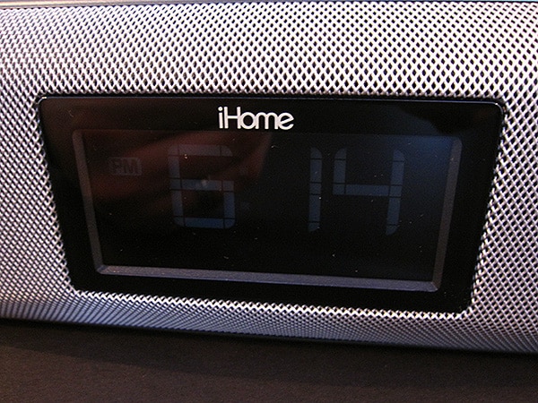 Recensione: iHome iP88 Sveglia e Sonno per iPhone e iPod