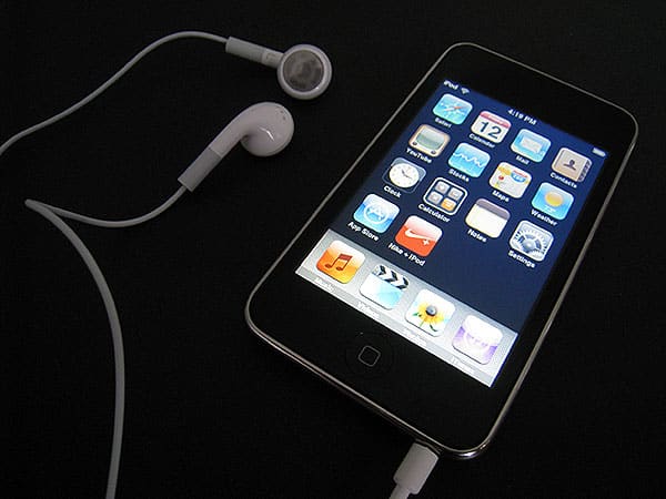 Обзор: Apple iPod touch 2008 (8GB/16GB/32GB) + 2009 (8GB/32GB/64GB)