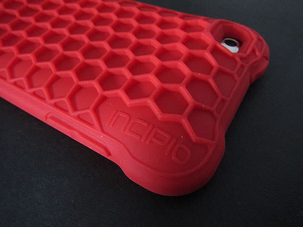 Critique : Étui de jeu Incipio Hive pour iPod touch 4G