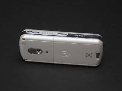 Critique : Téléphone mobile Motorola ROKR E1 iTunes