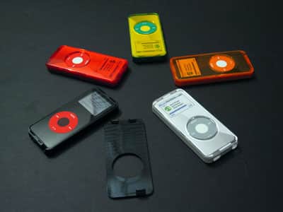 2005年末のファーストルック: カプセル、eVo 3、iFace、ソフトアーマー、SoundUp、Tetran、Bluetoothなど!