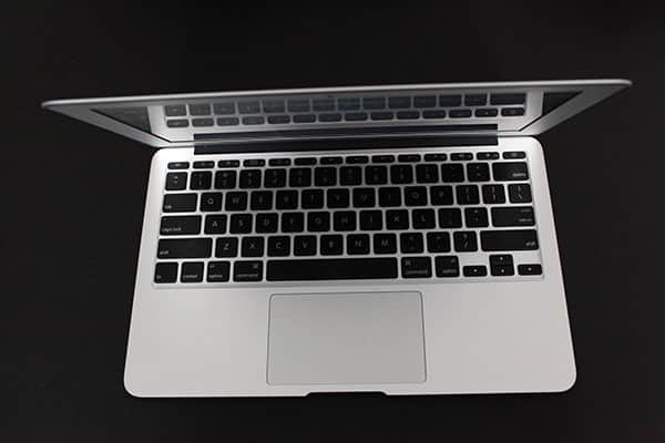2010年のMacBook Airについて、パート2：11インチのAirは（私たちにとって）はるかに賢い選択