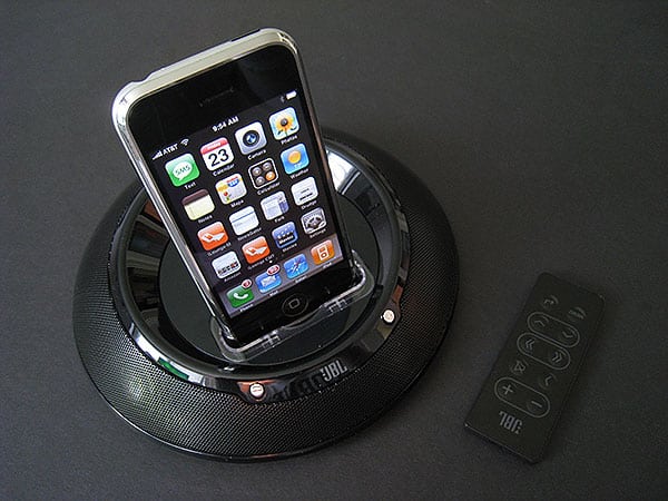 Recensione: JBL On Stage IIIP