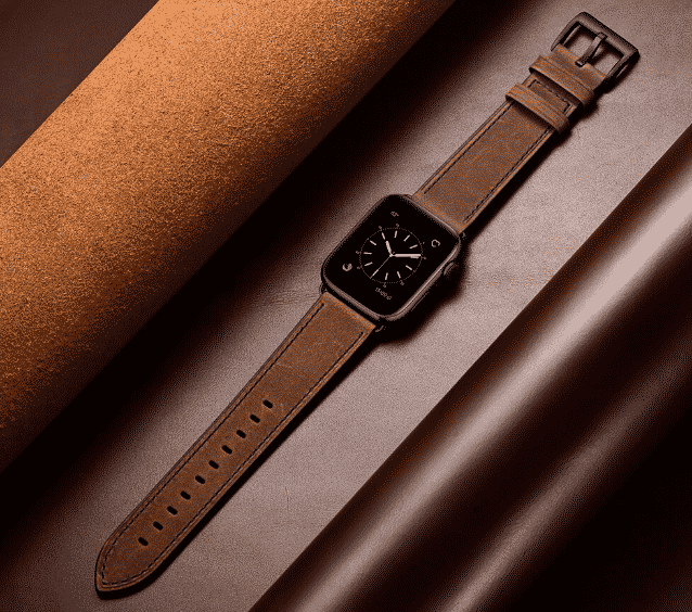 Esta é a Pulseira de Couro Escuro para Apple Watch Series 5 de 44mm e 40mm.