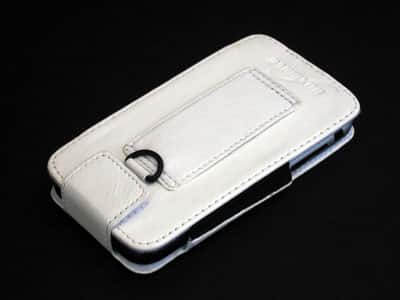 Recensione: BoxWave Designio Open Screen Leather Sleeve per Apple iPhone