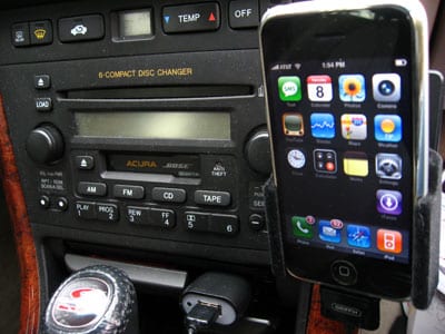 Critique : Support rembourré ProClip avec inclinaison et rotation pour iPhone