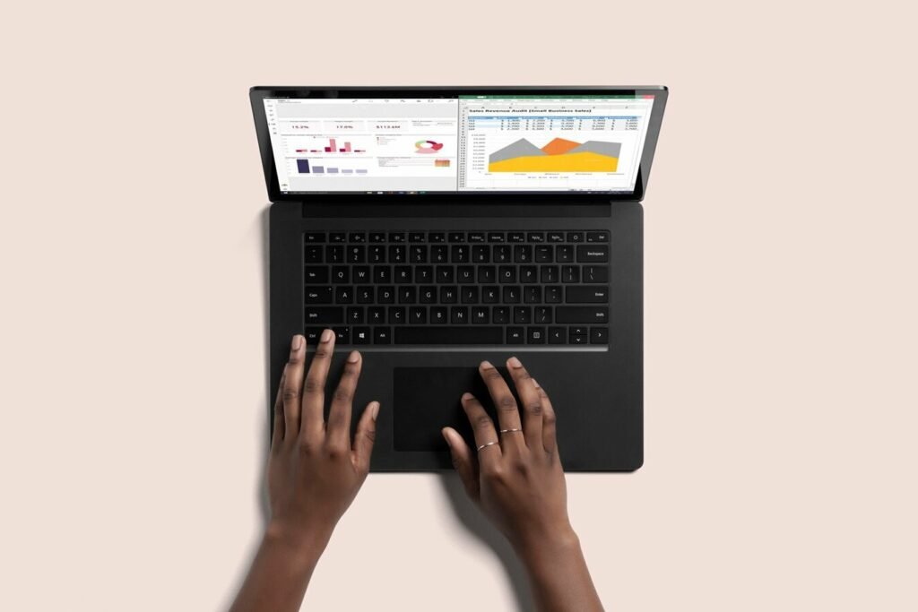 Microsoft Surface Laptop 4 vs MacBook Air M1