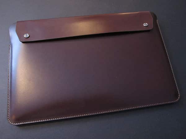 MacBook Air 11” Recibe Una Funda Tipo Sobre: Estuche de Cuero Edición Gariz de United SGP
