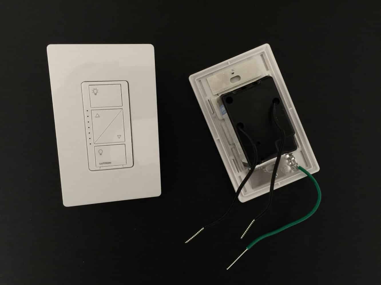 리뷰: Lutron Caséta 무선 HomeKit 스마트 브리지, 벽 내장형 조명 조절기 + 플러그인 램프 조절기 키트