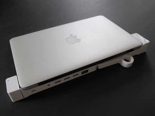 InfiniWing LandingZone Docking Station per MacBook Air