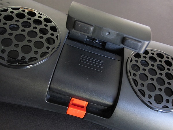 Recensione: Logitech Wireless Boombox per iPad, iPhone + iPod touch