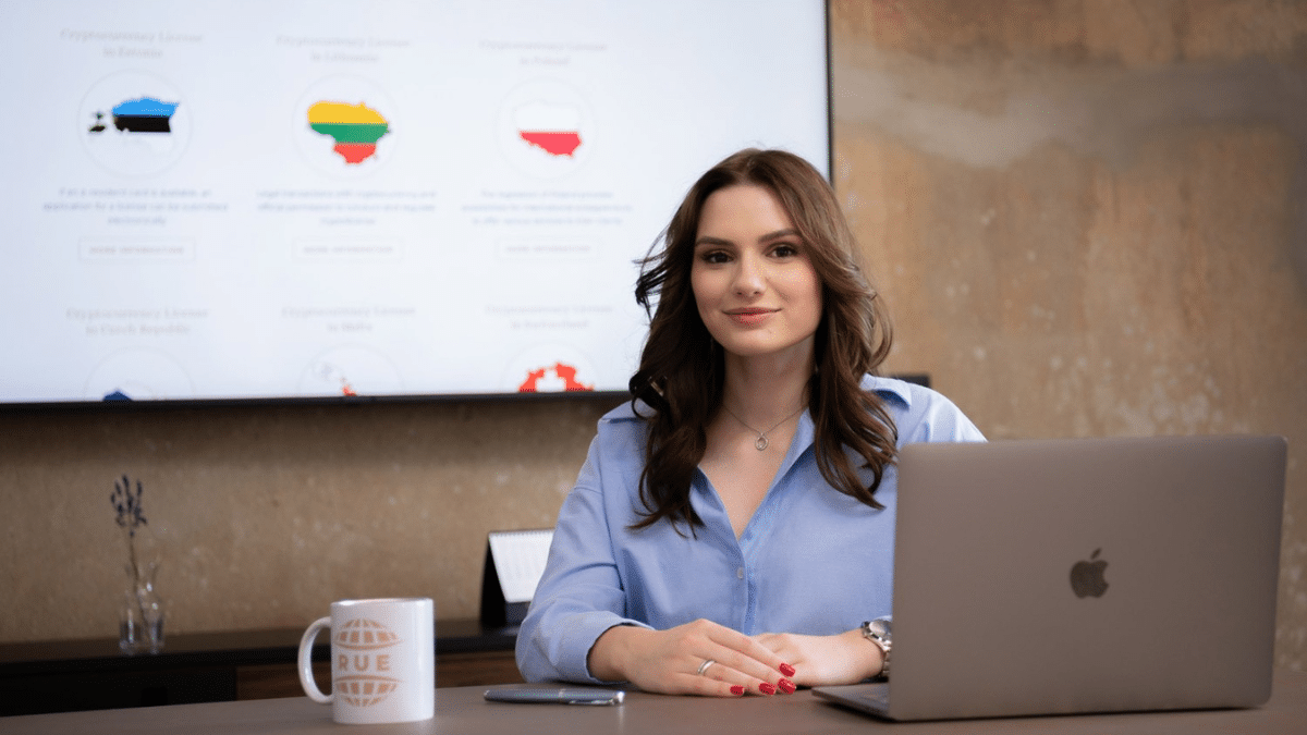REQUISITOS DE LICENCIA DE CRIPTOMONEDAS EN POLONIA