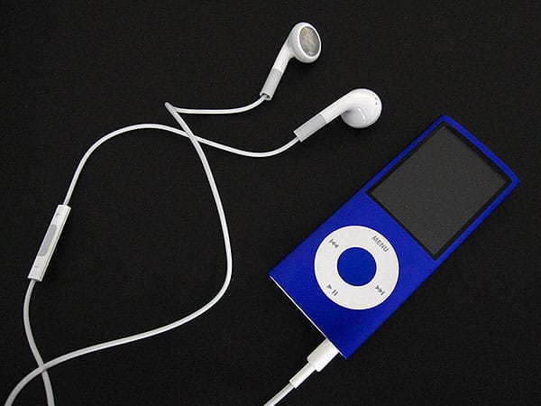 Recensione: Cuffie Apple con Telecomando e Microfono