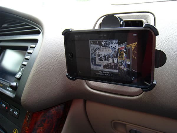 Revisão: DLO VentMounts para iPod touch + iPhone/3G