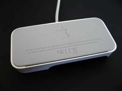 Uso del altavoz y base del iPhone