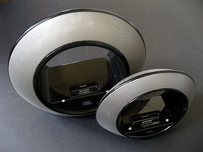 Critique : Dock de haut-parleur JBL Radial Micro Superior pour iPod