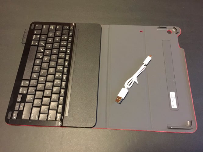 レビュー: iPad Air用Logitech Type+ケースとキーボード