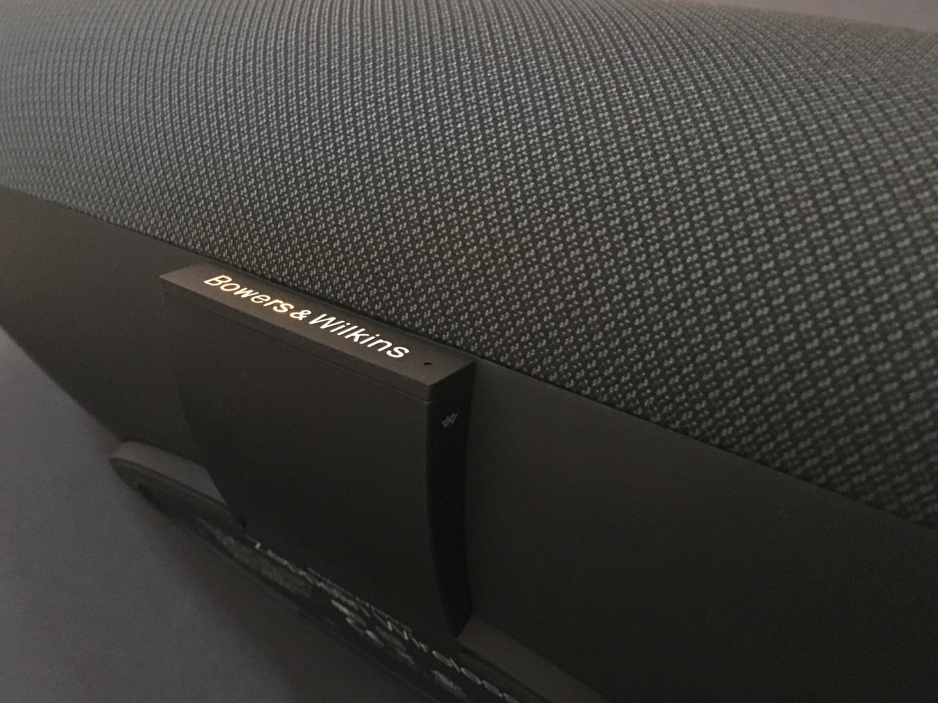 Critique : Enceinte sans fil Bowers & Wilkins Zeppelin